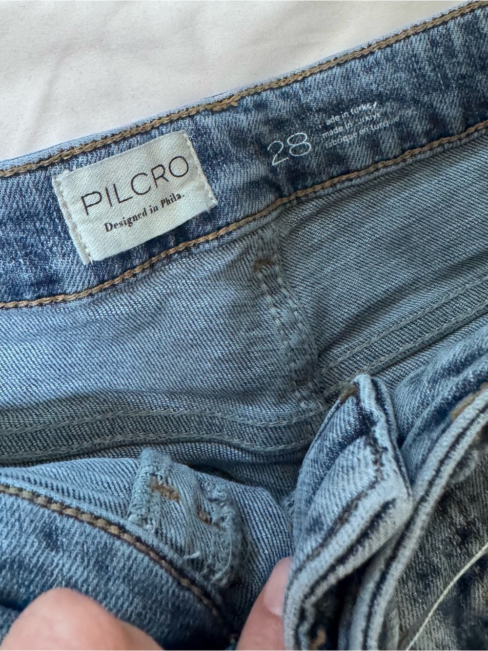 Pilcro High-Rise Wide-Leg Jeans in Medium Blue - Picture 7 of 7